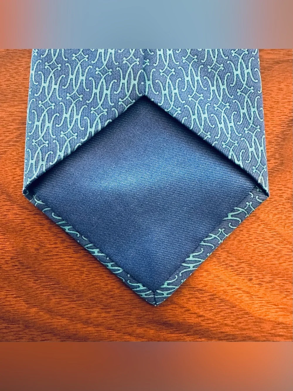 Hermes elegant silk
